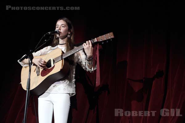 FLO MORRISSEY - 2014-11-12 - PARIS - Casino de Paris - 